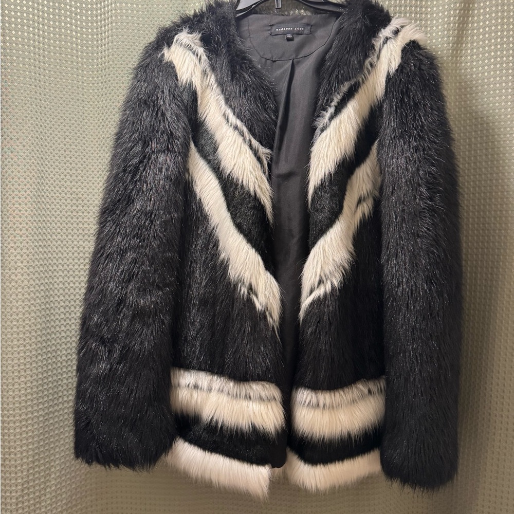 Endless Rose Black and White Teddy Jacket Plush Faux Fur